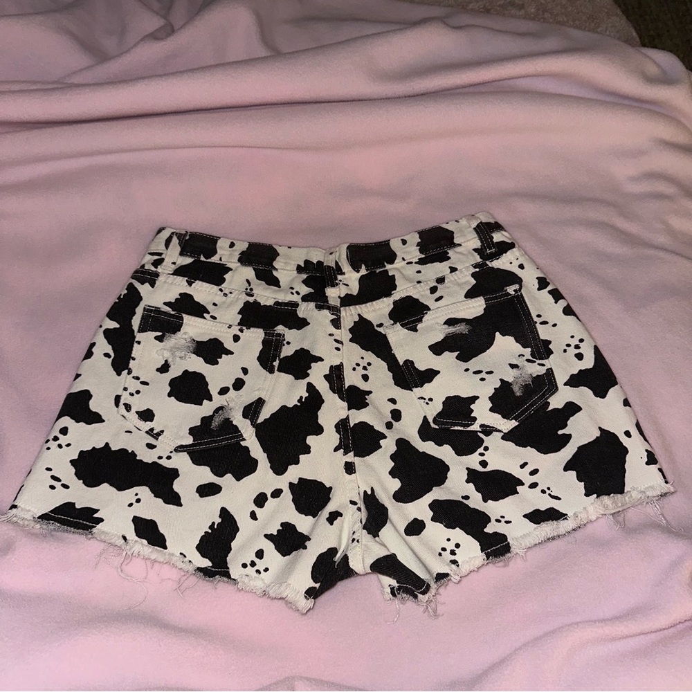Cowprint shorts